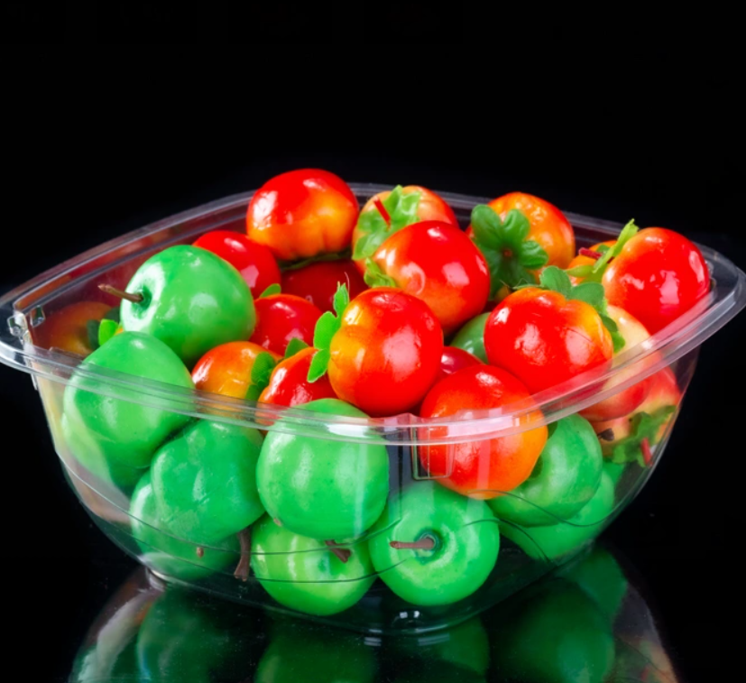 Boîtes de fruits conviviales au réfrigérateur