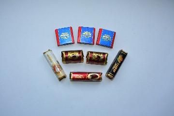 bar shaped chocolate wrapper