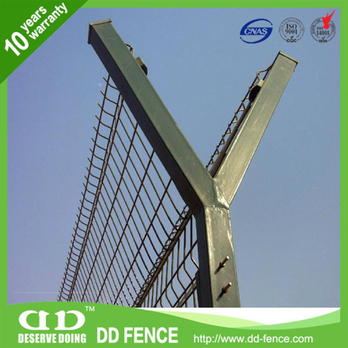 Morden Airport Fence / Security Guardrail / Video Security System