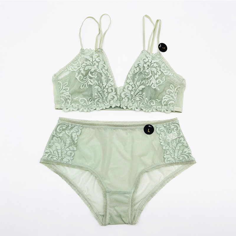 Fancy Triangel Bra Set