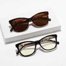 Wholesale 2023 Cat Eye Shades & Designer Optical Frames for Women's Fashion Sunglasses