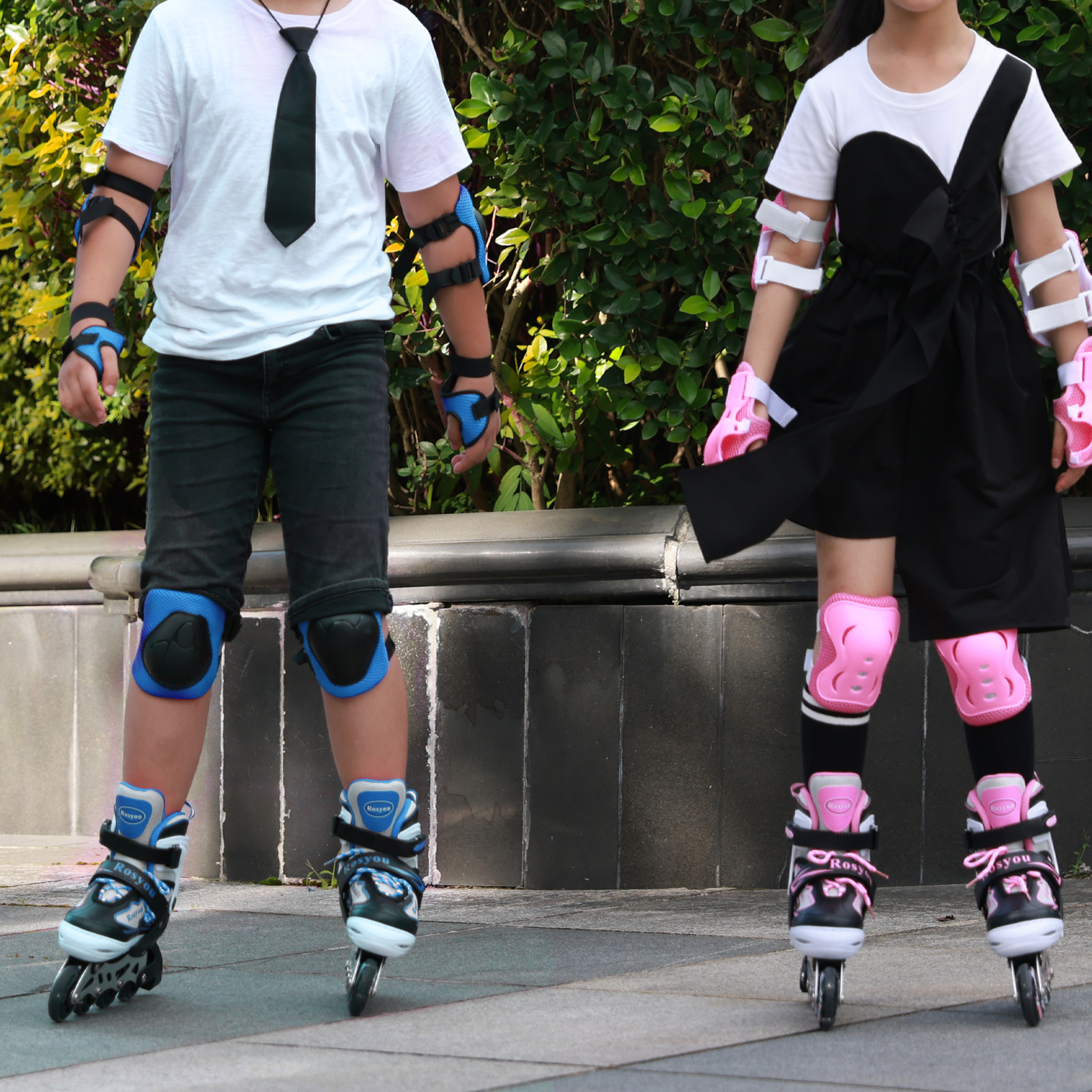 Glitter dengan LED Light Up Wheels Berkualiti Tinggi Berkualiti Bermain Penjual Panas Sukan Kanak -kanak Roller Skate Shoes Aksesori Percuma