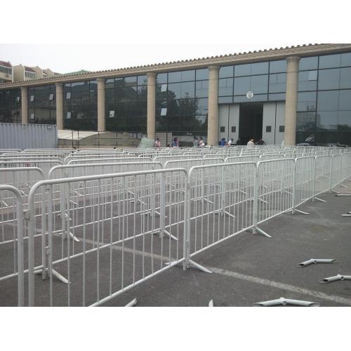 crowd control barriers hire brisbane