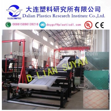 extruded netting machine