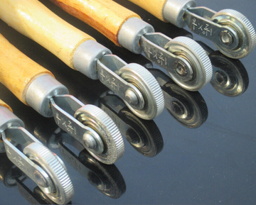 Tire Patch Stitcher 40mm wide/wood handle/ ball bearing roller/wheel tools