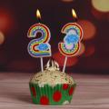 Bougie de gâteau d&#39;anniversaire arc-en-ciel coloré de haute qualité