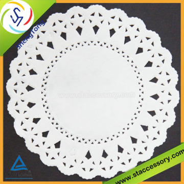 Various Design white paper doilies