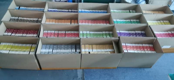 Ready for Ship Popular Puff Bar Plus 550mAh 3.2ml Disposable Puff Plus Electronic Cigarette
