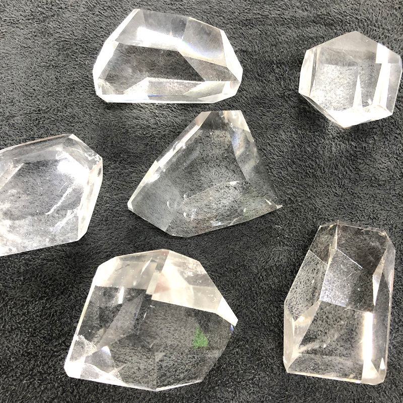 Natural White Clear Crystal Natural White Clear Crystal