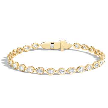 Lab Diamond Bangle in 18K Yellow Gold