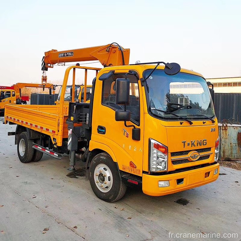 Camion à plat de la Chine avec la flèche télescopique Palfinger de grue montée par camion de grue 2Ton