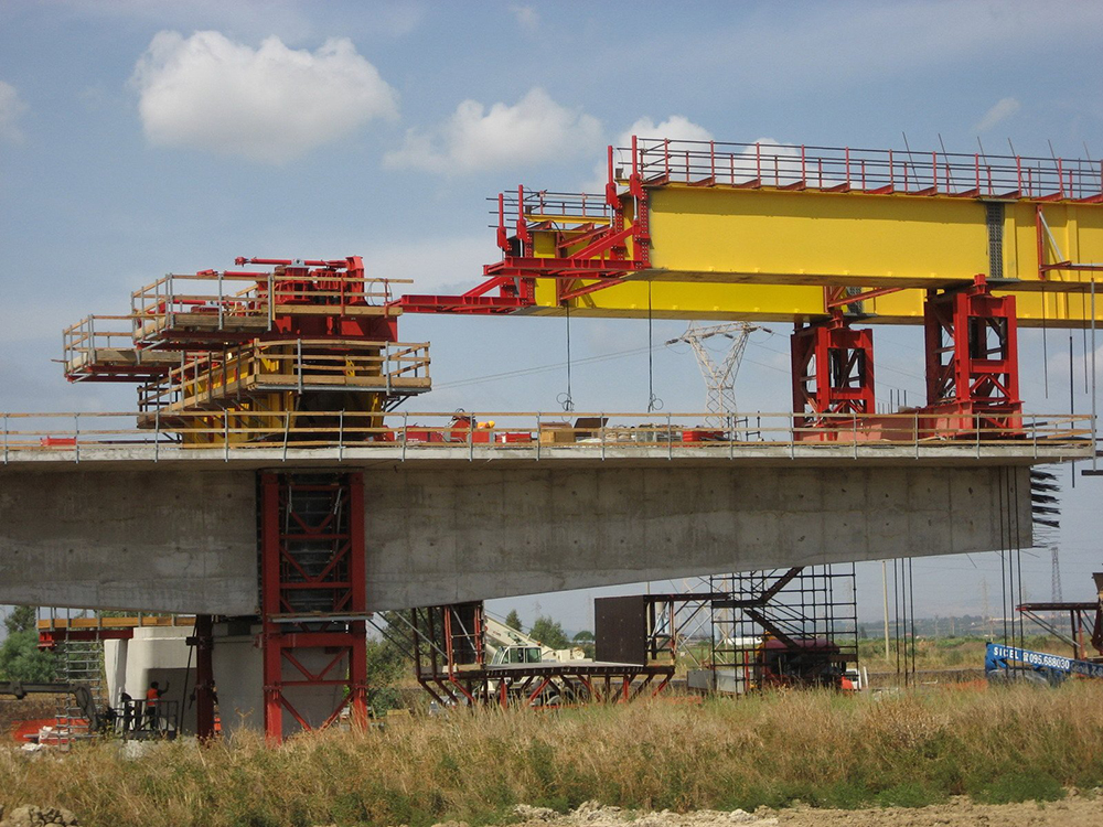 Reasonable Price Hydraulic Box Girder Movable System