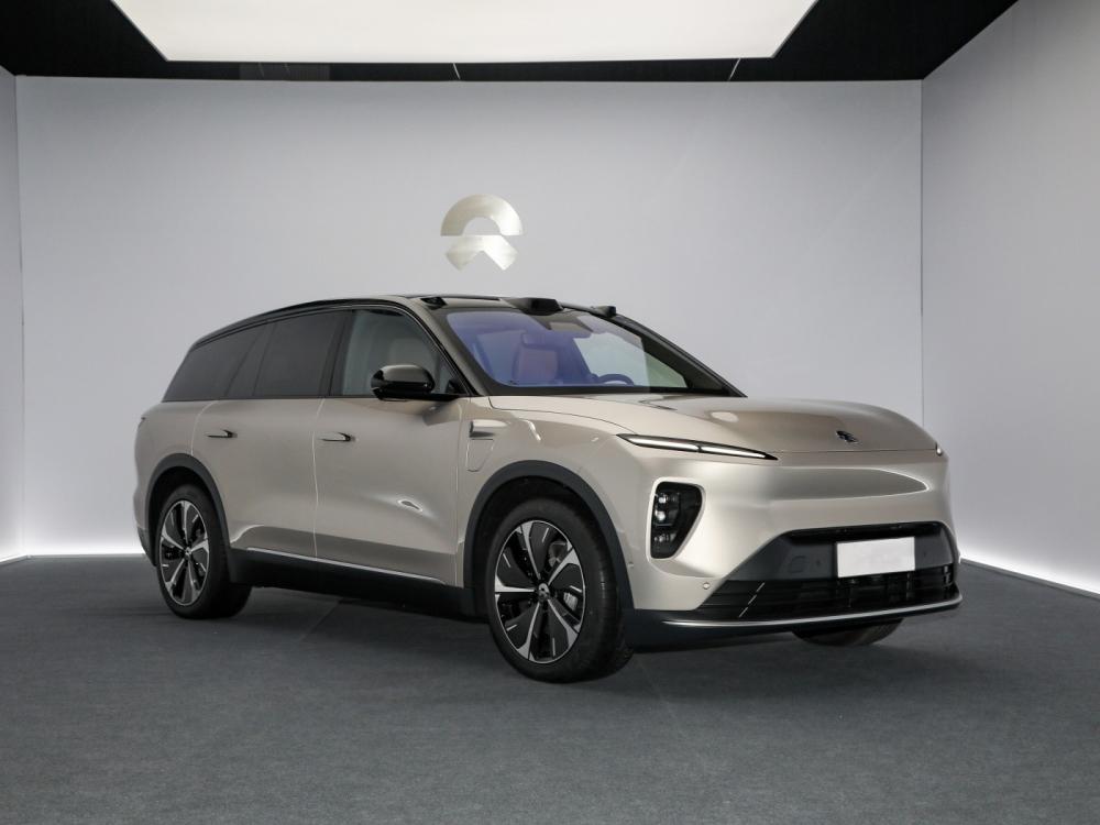 Nio ES8 Luxury سيارة كهربائية سريعة للبالغين مع مجموعة من سيارات السيارة 605 كم.