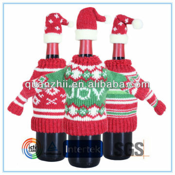Knitted wine bottle cover