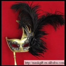 B006S Wholesale Black And Gold Party Feathered Stick Mask