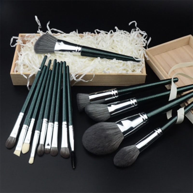 makeup brush set with leather bag