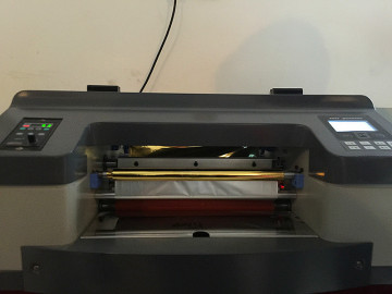 DM300T digital hot stamping machine.