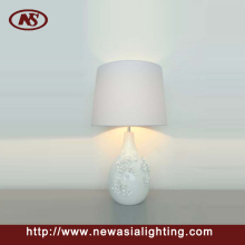 Modern ceramic flower beautifully decorated table lamp