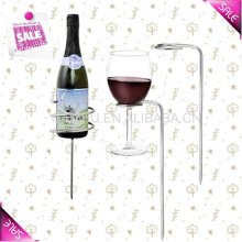 Metal wine bottle stand