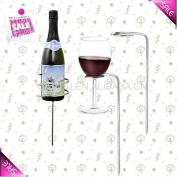 Metal wine bottle stand