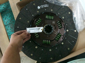 HOWO Clutch Plate AZ9725160020/AZ9725160300/AZ9725160390