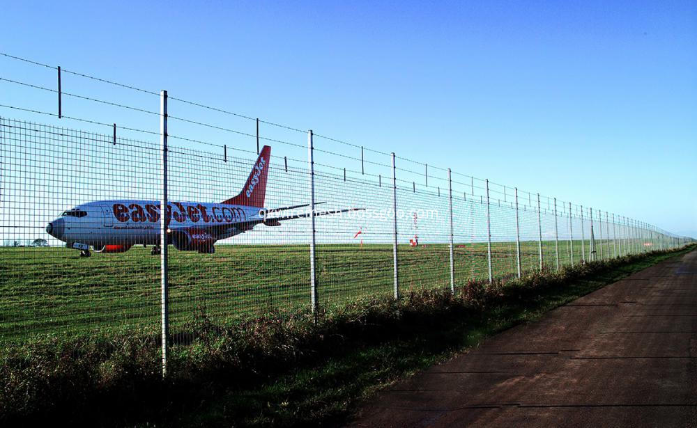 bristol_airport_high_security