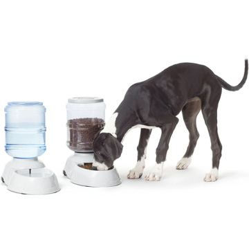 2.5 gallon water capacity pet dog feeder