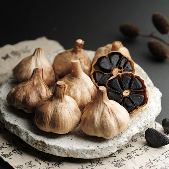 Anti-Aging Function Organic Black Garlic in the Cuisine