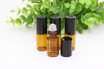 Trade assurance 3ml amber cheaper tubular roll on vials