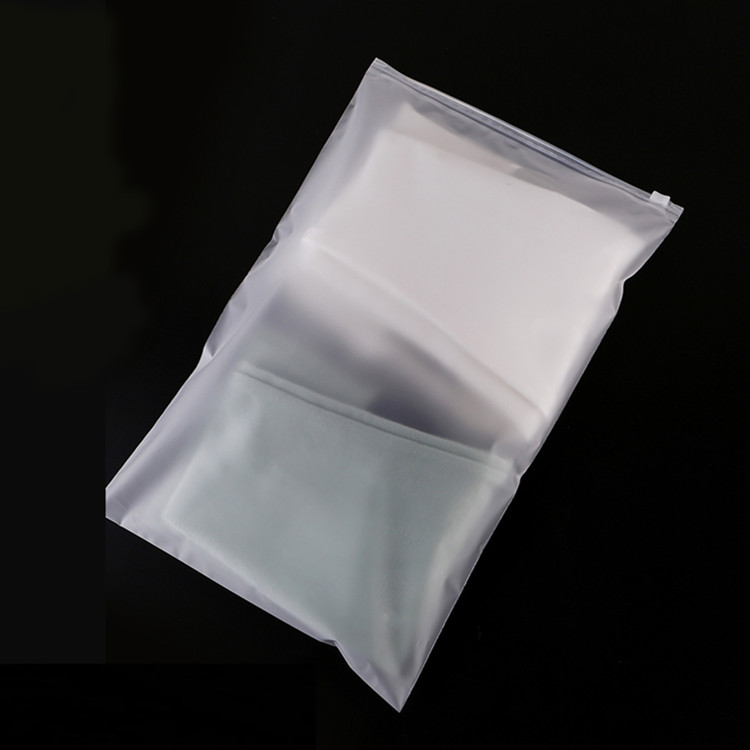 Factory Wholesale Large Size Custom Dress CPE Soft Plastic Bags dress packing bag