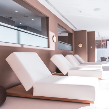 New Arrival Resort Leisure Wood Adjustable Backrest Daybed