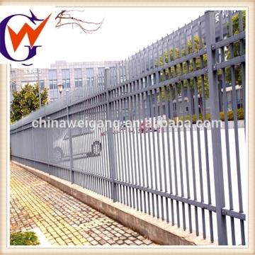 Removable metal fencing posts with simple design