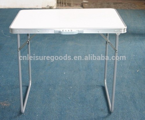 Outdoor aluminum folding picnic table