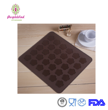 Food grade Supplies 30 circle flower shape silicone macaron baking mat//Dessert baking mat