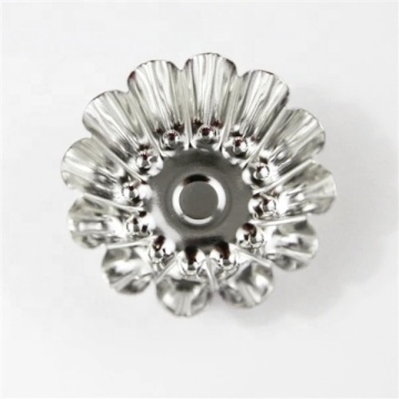 Factory Wholesale Fluted Metal Wax Tart Molds