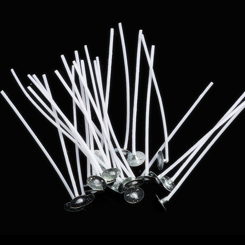 Шкляны слоік з кнотам з баваўняным кнотам