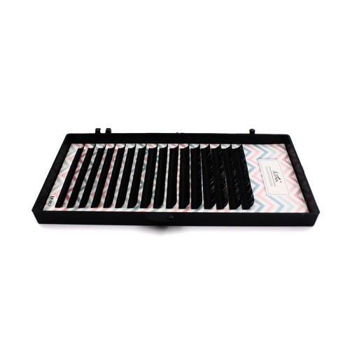 Extension de 16 faux cils noirs mats