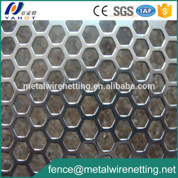 Hexagonal Perforated Metal Sheet Punched Mesh Perforated Wire Mesh