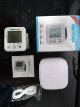 Electronic digital audio sphygmomanometer