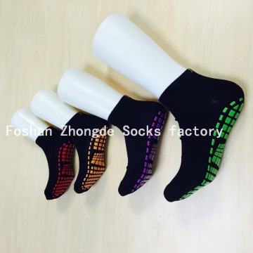 bounce trampoline socks, jump sock factory