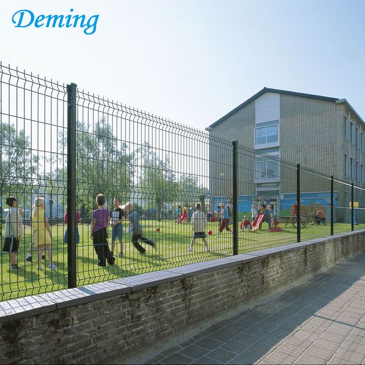 PVC Coated Welded Wire Mesh Garden Fence