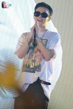 Maybelline lemon plate 12 color eyeshadow plate compact portable matte shiny pearl earth color nude makeup beginners