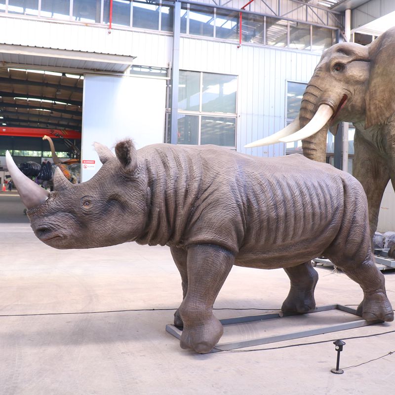 Badak animatronik yang realistis Realistic Animatronic Rhinoceros