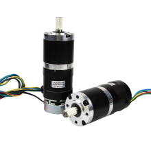 4000rpm DC Motor 138W NEMA 23 BLDC 72V 3000W Brushless DC Motor for Motorcycle with Eccentric Gear Reducer" 

However, if you want a more concise and searchable title, you might consider:

"Brushless DC Motor 72V 3000W NEMA 23 with Gear Reducer for Motorc