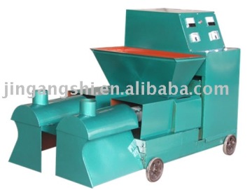 Briquette extruder machine