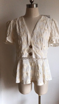 Ladies Blouses Short Sleeves with Embroidery and Zip