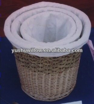 durable storage willow basket with lining