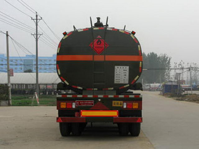 9.5m Tri-axle Flammable Liquid Transport صهريج نصف مقطورة