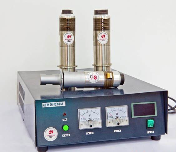 Ultrasonic welding system transducer