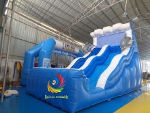 The newest product high quality Dolphin model inflatable slide